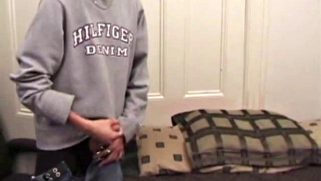 Aaron Michaels Jerking Off