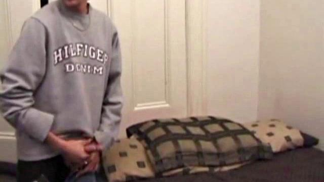 Aaron Michaels Jerking Off