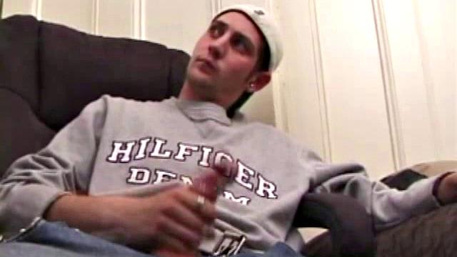 Aaron Michaels Jerking Off