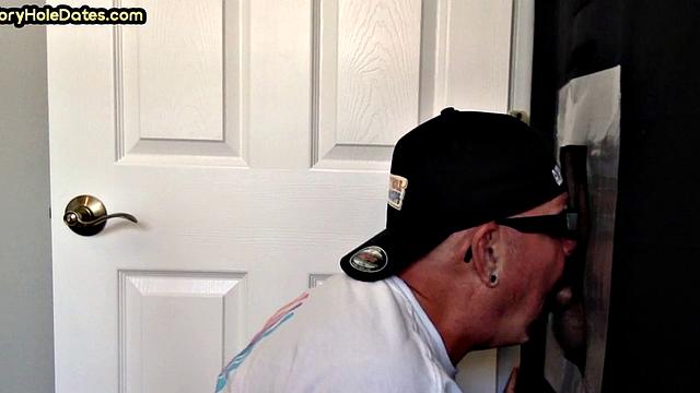 Gloryhole DILF sucks before fucked in asshole