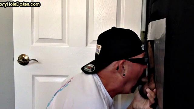 Gloryhole DILF sucks before fucked in asshole