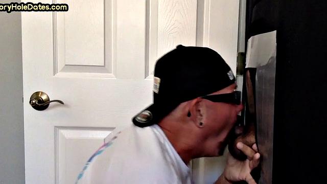 Gloryhole DILF sucks before fucked in asshole
