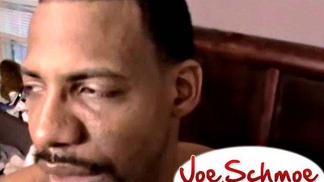 Demetrius Gives Joe His Load - Demetrius