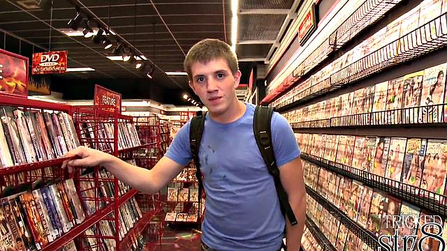 Straight jock sucked by gay lips