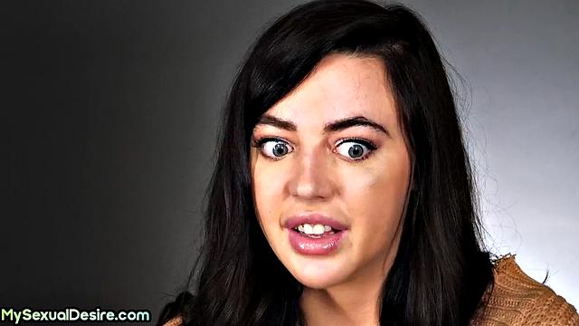 Cutie babe solo masturbating