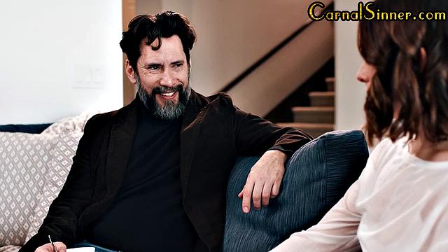 Bigbooty bae riding her big dick boyfriend