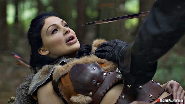 Король превратил тронный зал в порностудию - драконы, кровь и трах по-взрослому с Peta Jensen и Aruba Jasmine, а Джаспер только притворяется страшным!