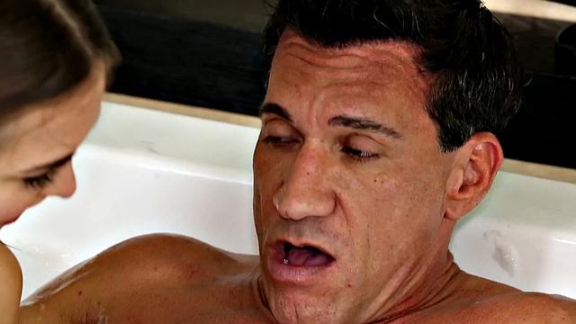 ADULT TIME - Spinner Teen Riley Reid Gives Slippery Nuru Massage To Big Dick Client!