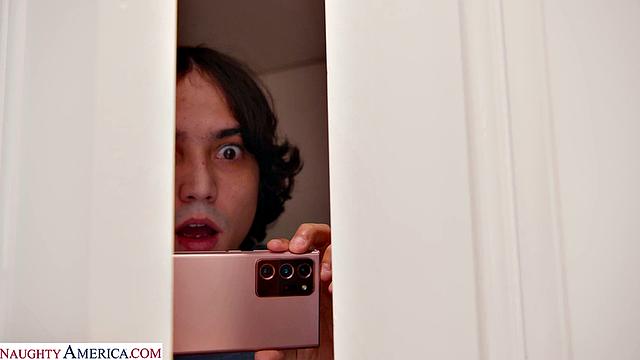 Hot Milf Sybil Stallone gets her pussy pounded