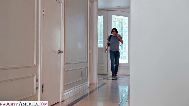 Hot Milf Sybil Stallone gets her pussy pounded