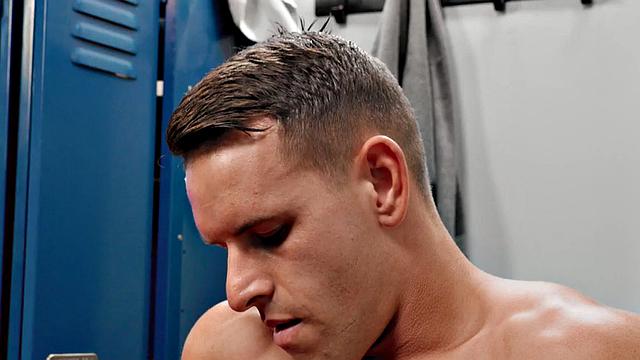 Locker room Asian bottom with athletic body rides BF