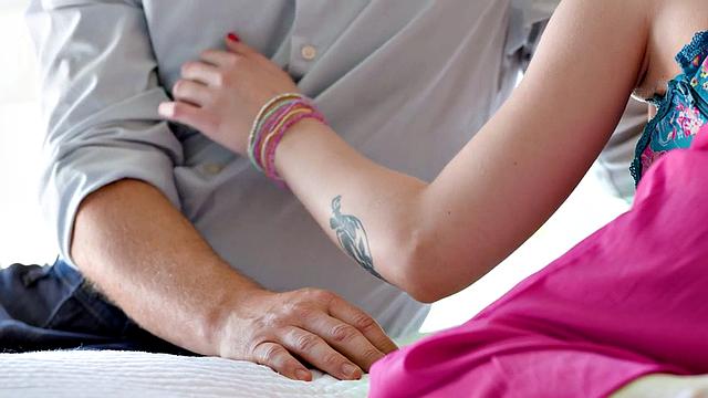 Dirtytalking Redhead pussybanged by BFF after blowjob