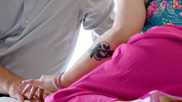 Dirtytalking Redhead pussybanged by BFF after blowjob