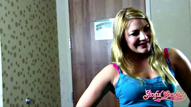 Aurora Snow with Carmen Hayes