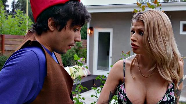 Shorty dude ramming MILF slut