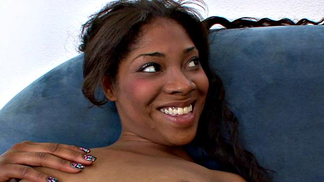 Ebony Tiffan Monroe Gets Plowed