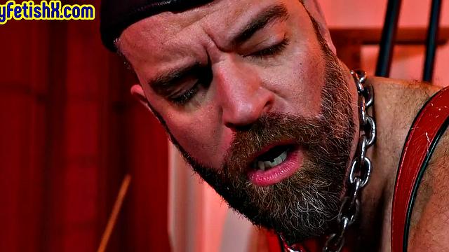 Hairy hunk assfisted by BF in latex during anal masturba