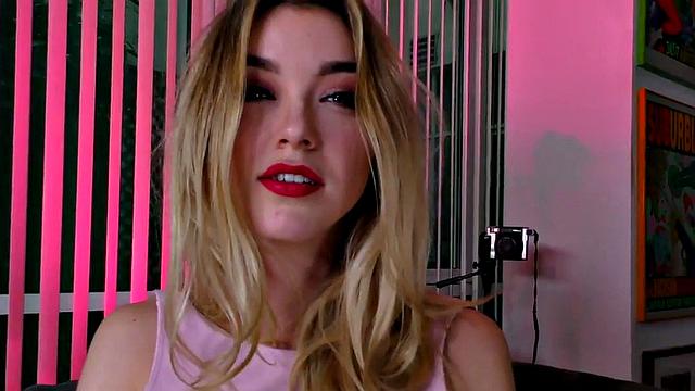 Watch this blonde amateur babe upskirt herself on the sofa while giving JOI instructions