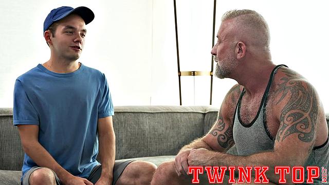 MARCUS RIVERS - Chapter 1 Topping My Coach