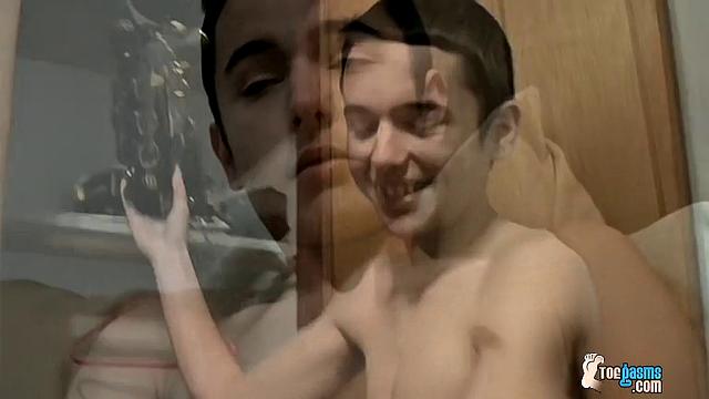Foot Jizzing Masturbation Session - Wiley
