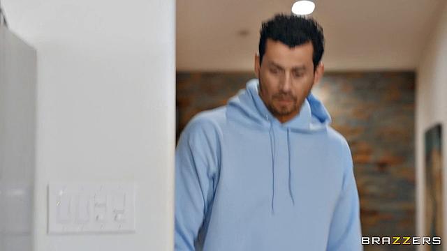 She's Nothing Butt Gamer Trouble