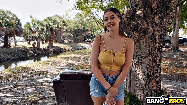 Wild babe hops on the bus