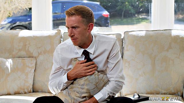 Wife For A: Impress The Investors