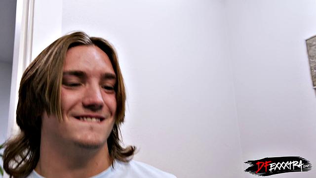 Quiet, let's do a quickie before job!