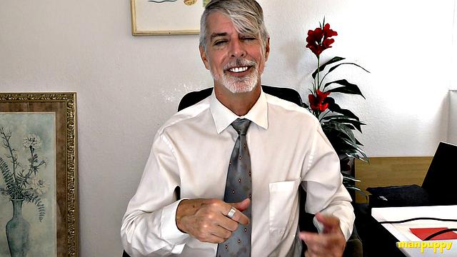 JOI Doctor Shows You How to Masturbate - Richard Lennox