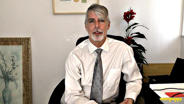 JOI Doctor Shows You How to Masturbate - Richard Lennox