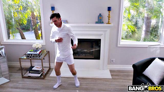 Sexy Virgin Takes a Black Cock