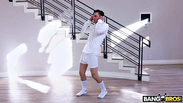 Sexy Virgin Takes a Black Cock