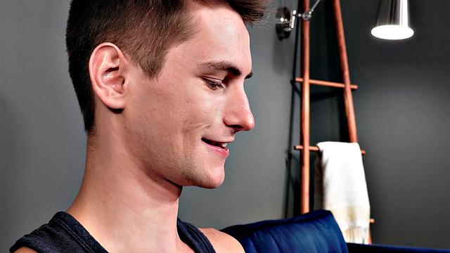 Closeted Hunk Down Twink Step-bro - Nextdoortaboo