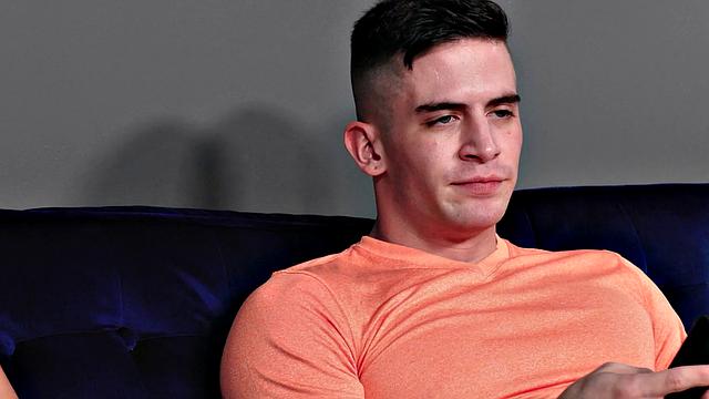 Closeted Hunk Down Twink Step-bro - Nextdoortaboo