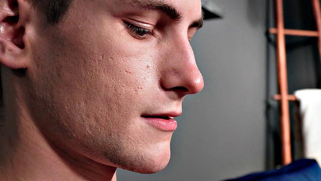 Closeted Hunk Down Twink Step-bro - Nextdoortaboo