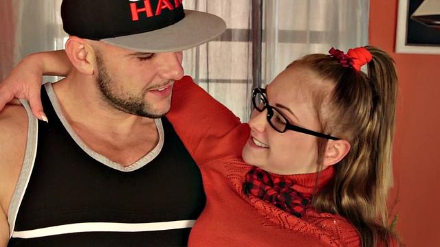 Nerdy Lizzy Bell Takes on a Jock That's Half Her Size