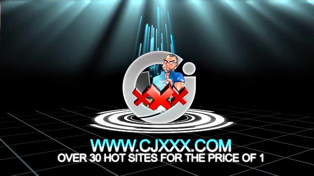 Лэнс дрочит с душой и не жалеет ладони