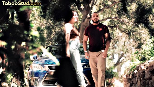 Muscled stud gets anal drilled by his BF