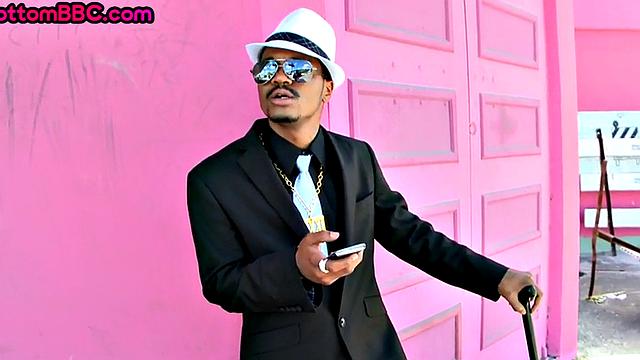 Black thug picked up and barebacked after cock sucking