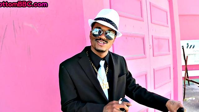 Black thug picked up and barebacked after cock sucking