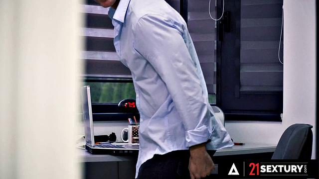 Perfect Busty Sasha Rose Seduces Her Man With Her Feet To Get Anally Fucked