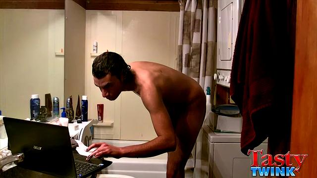 Tristan Hollister's Shower Play