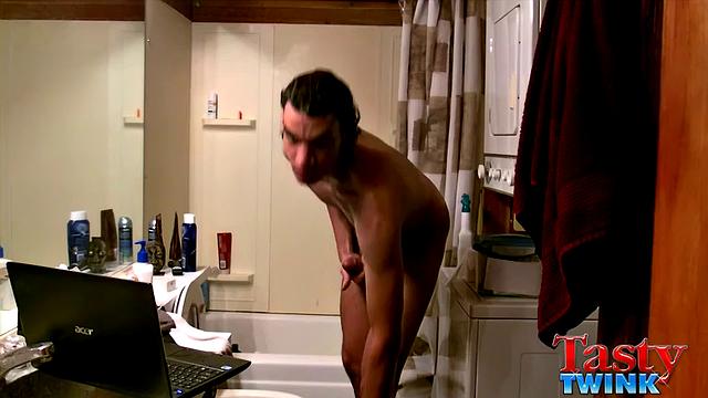 Tristan Hollister's Shower Play