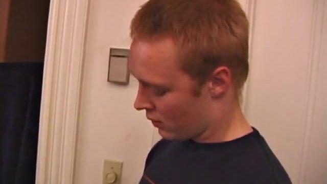 Зак меняет скейтборд на горячую соло-дрочку - видимо, нашёл новый способ слипаовать