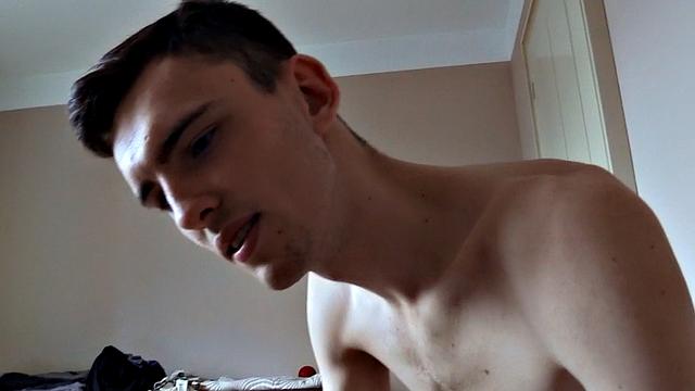Straight euro amateur twink deepthroating before bareback