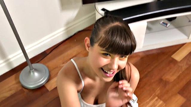 Amateur POV BJ giving teen closeup pussyfucked after oral