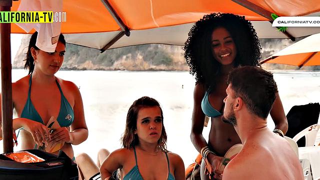Hot influencer kisses tourist on beach in Brazil!