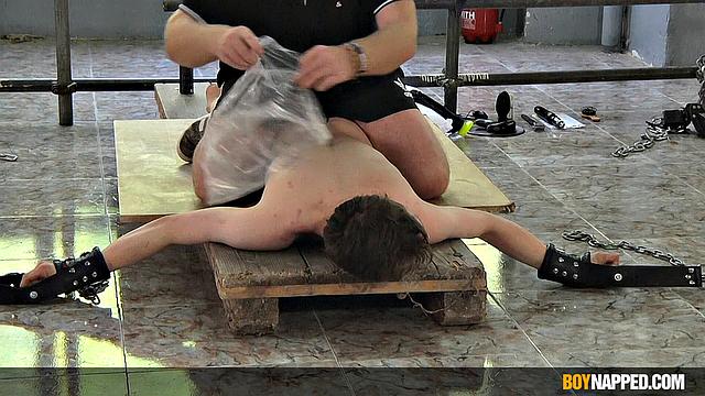 Трахаюсь с самым горячим пассивом - Часть 1 - Алекс Фо и Себастьян Кейн