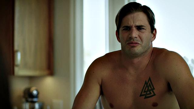 Sensual petite giving oral