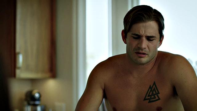 Sensual petite giving oral